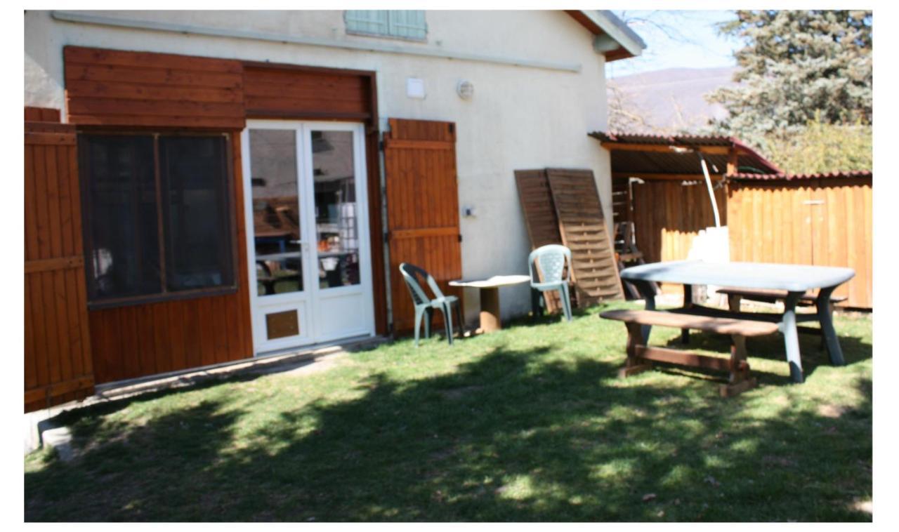 Petit Studio, Bien Equipe, A La Campagne Marcoux  Exteriör bild